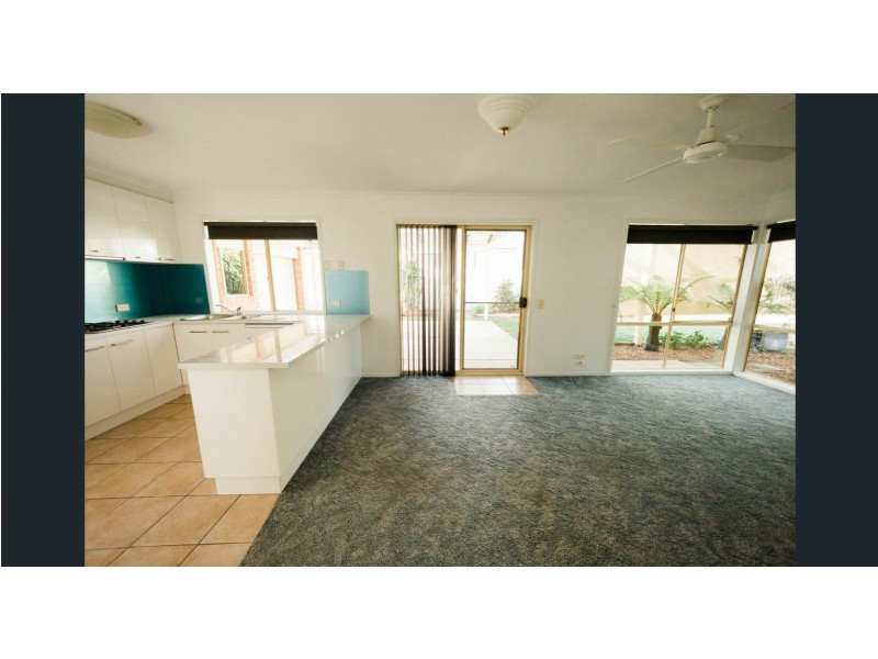 10 Sunrise Avenue, Moama NSW 2731