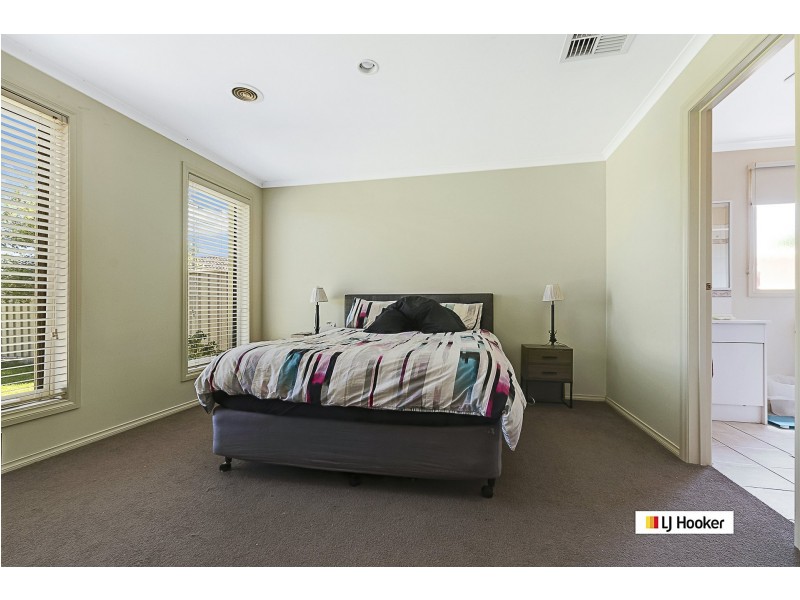 10 Regent Street, Moama NSW 2731