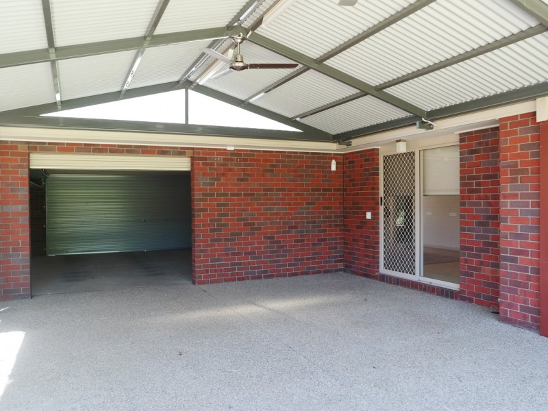 2a Glencoe Blvd, Moama NSW 2731