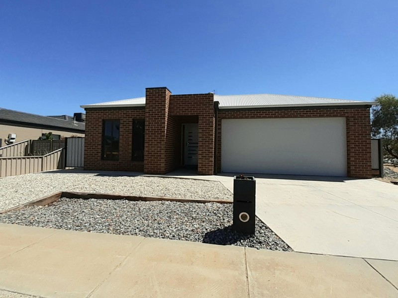 1/19 McLachlan Road, Echuca VIC 3564