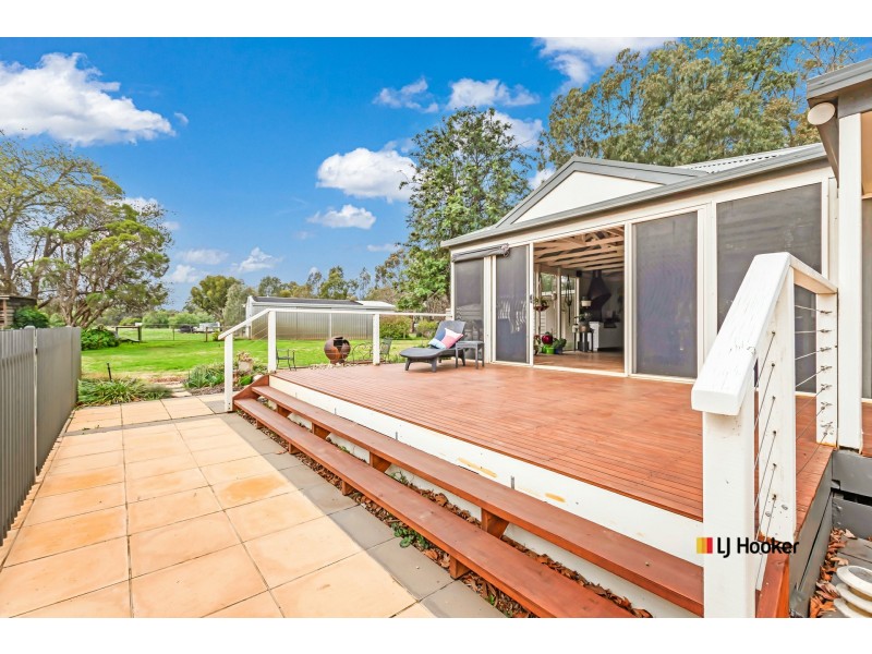 233 Bangerang Road, Echuca VIC 3564