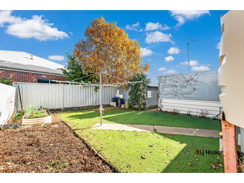 8 McBride Place, Echuca VIC 3564