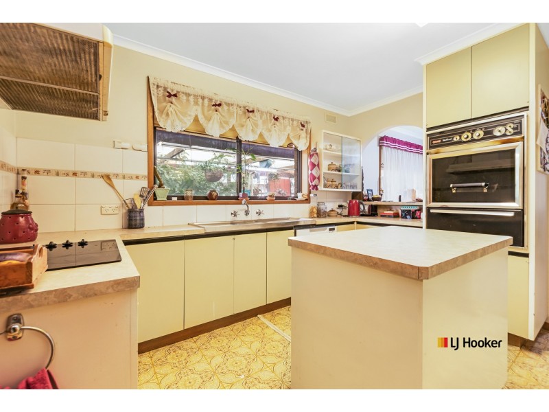 8 McBride Place, Echuca VIC 3564