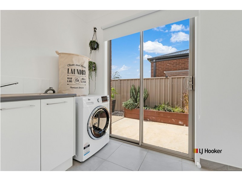 12 Magnolia Drive, Echuca VIC 3564