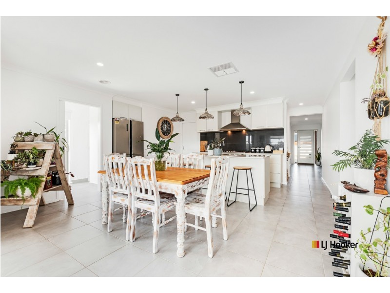 12 Magnolia Drive, Echuca VIC 3564