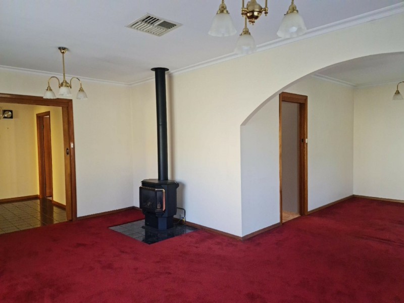 42 Echuca Road, Rochester VIC 3561