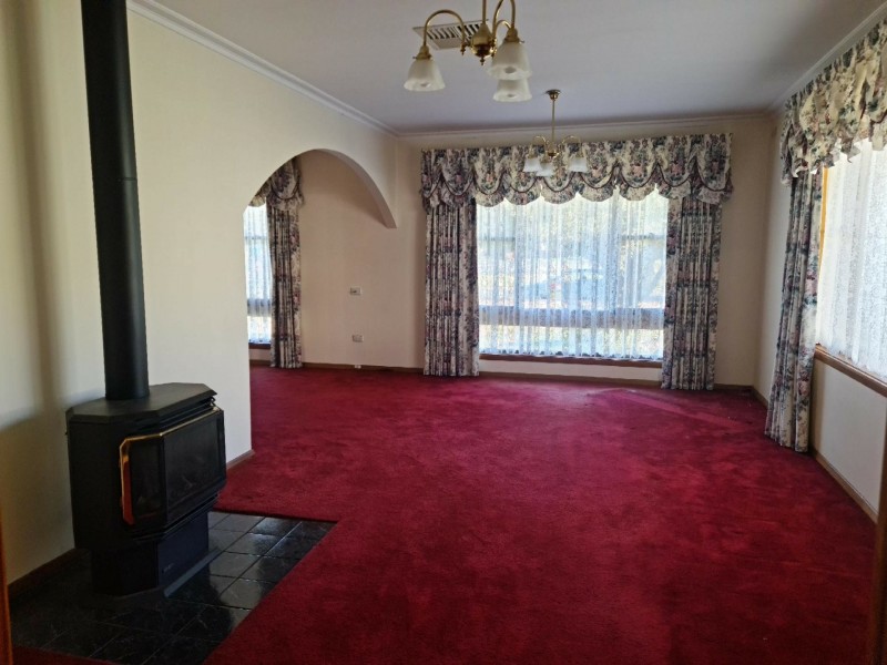 42 Echuca Road, Rochester VIC 3561