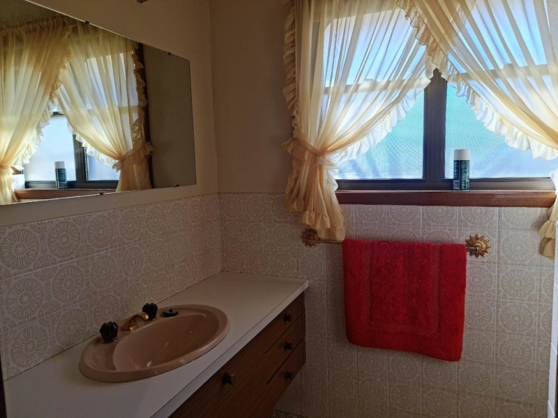 42 Echuca Road, Rochester VIC 3561