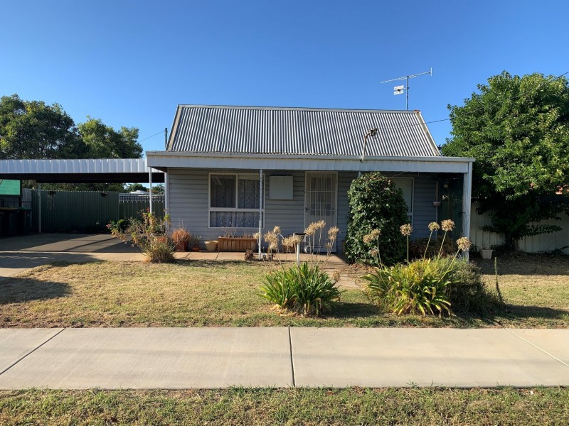 49 Regent Street, Moama NSW 2731