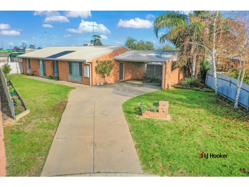 50 Adelaide Crescent, Echuca VIC 3564