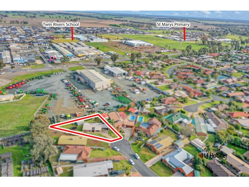 50 Adelaide Crescent, Echuca VIC 3564
