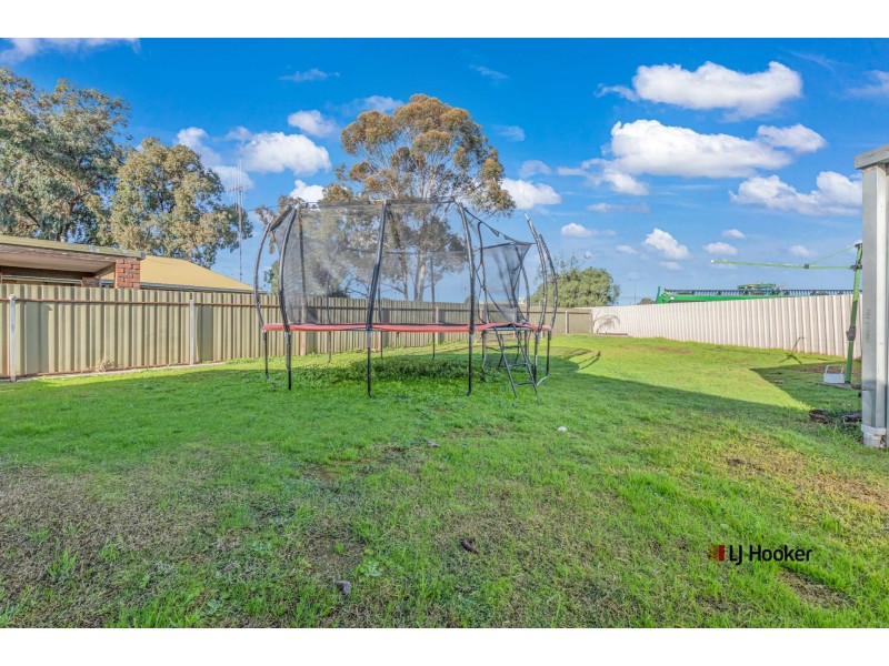 50 Adelaide Crescent, Echuca VIC 3564