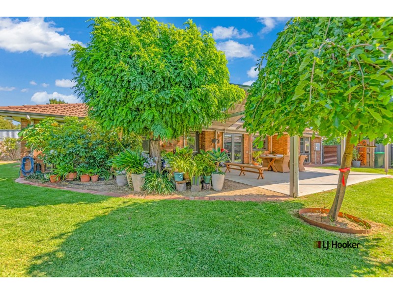 6 Pollard Place, Moama NSW 2731