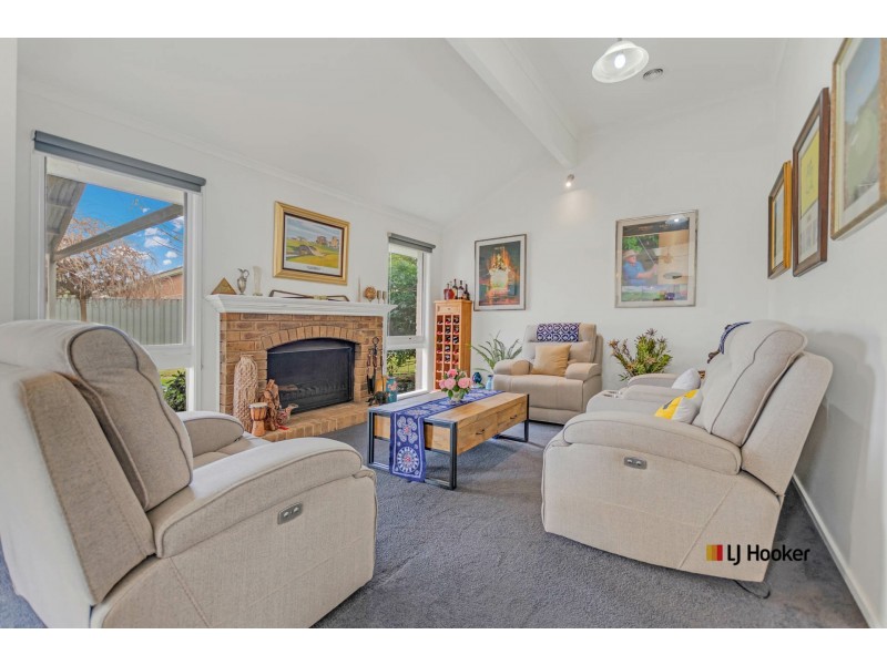 6 Pollard Place, Moama NSW 2731