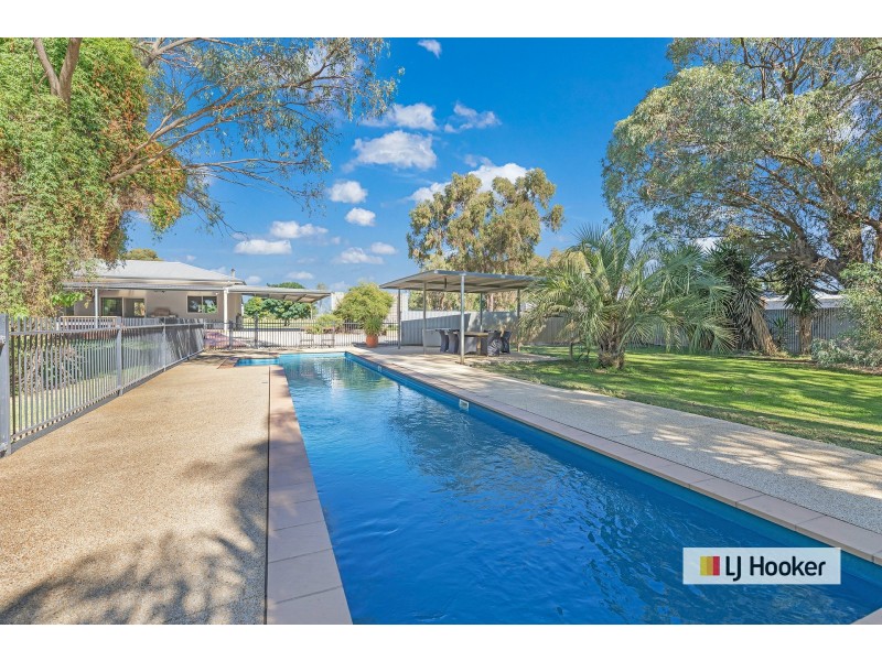 17A 60 McNaught Road Patho, Echuca VIC 3564