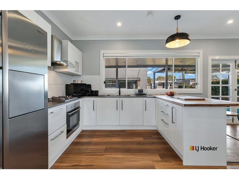 271 Ogilvie Avenue, Echuca VIC 3564
