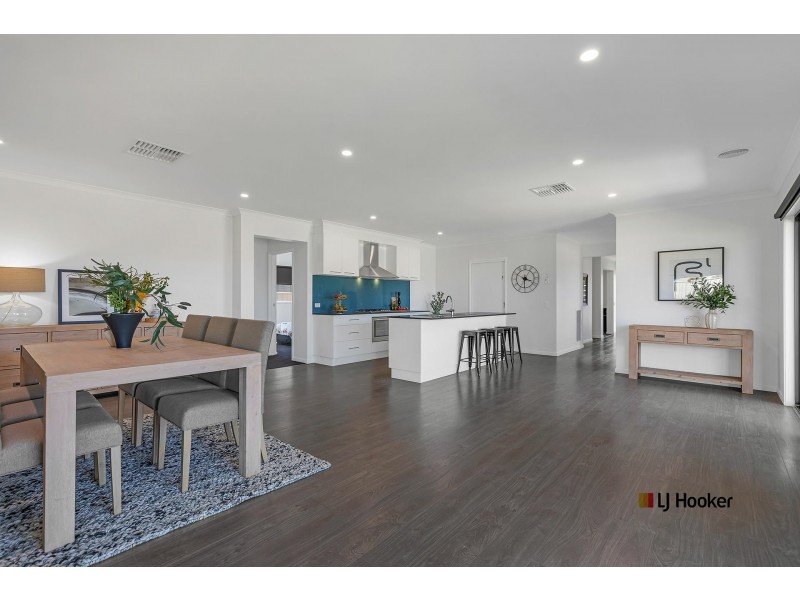 7 Magnolia Drive, Echuca VIC 3564