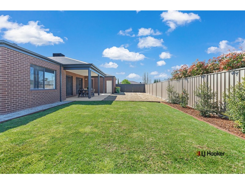 7 Magnolia Drive, Echuca VIC 3564