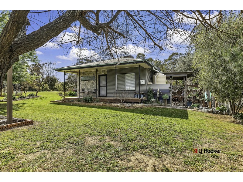 62 Carter Street, Mathoura NSW 2710