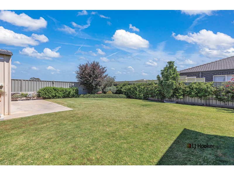 8 Westin Place, Echuca VIC 3564