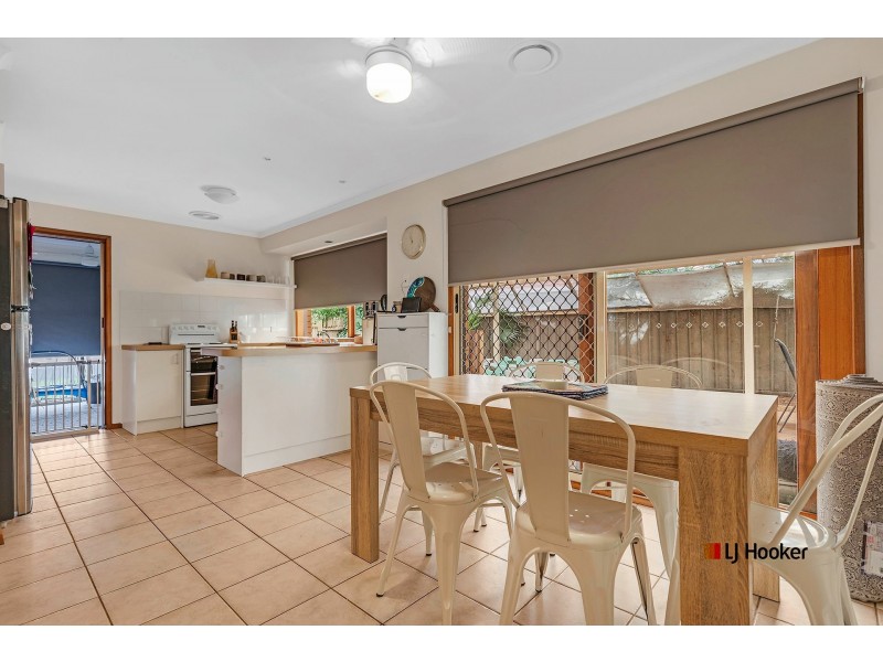 18 Pevensey Place, Echuca VIC 3564
