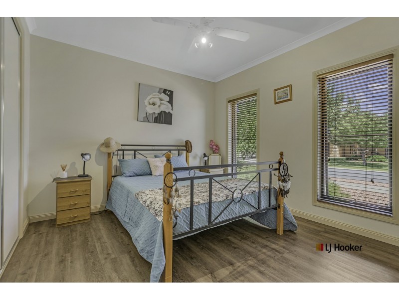 6 Woodlands Circuit, Echuca VIC 3564