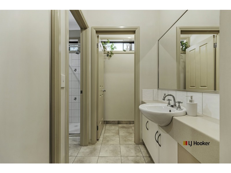 6 Woodlands Circuit, Echuca VIC 3564