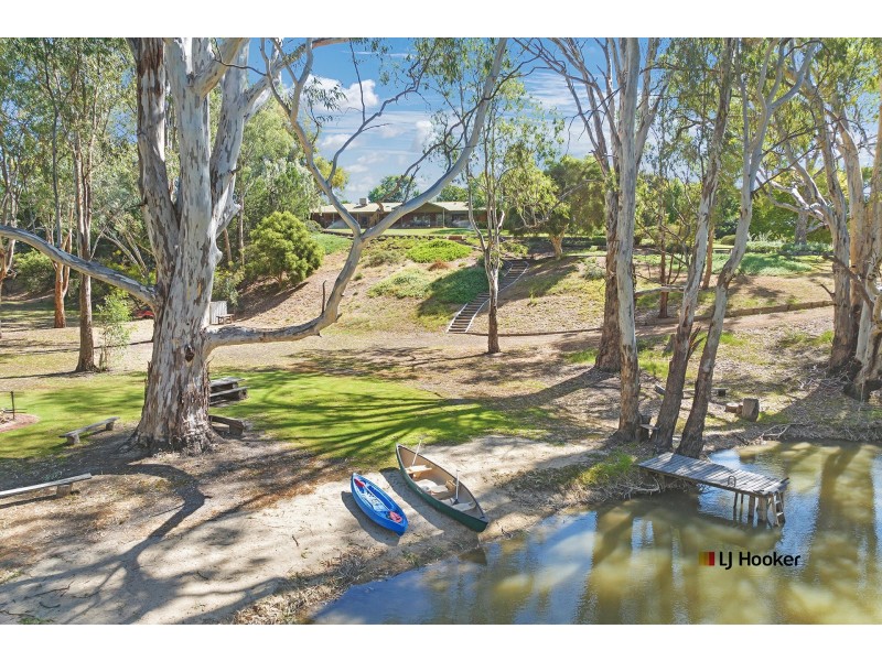 18 Clifton Street East, Mathoura NSW 2710