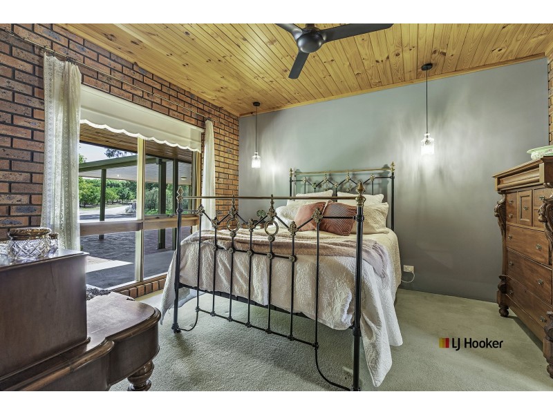 18 Clifton Street East, Mathoura NSW 2710