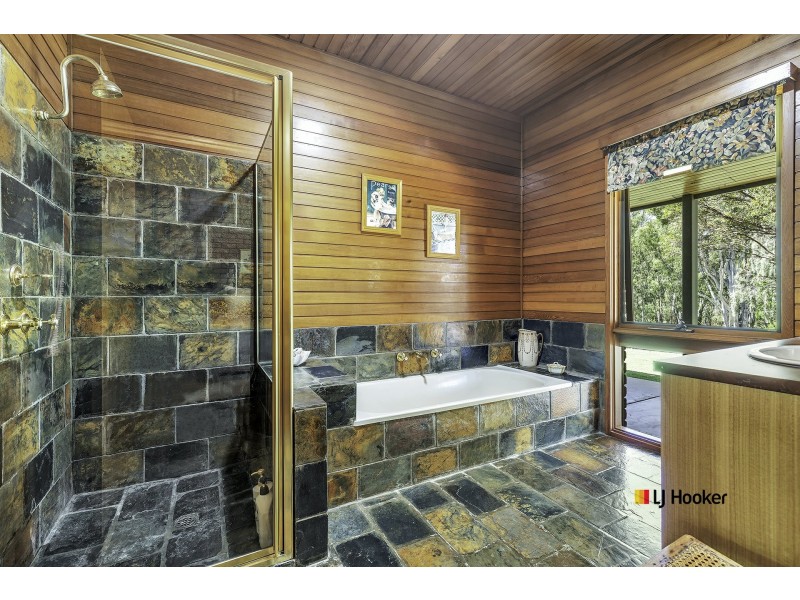 18 Clifton Street East, Mathoura NSW 2710