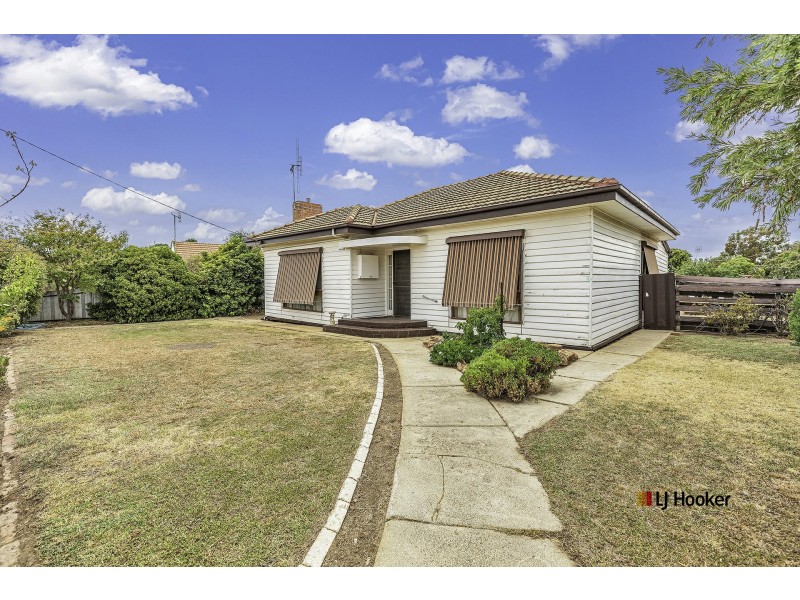 11 Eyre Street, Echuca VIC 3564