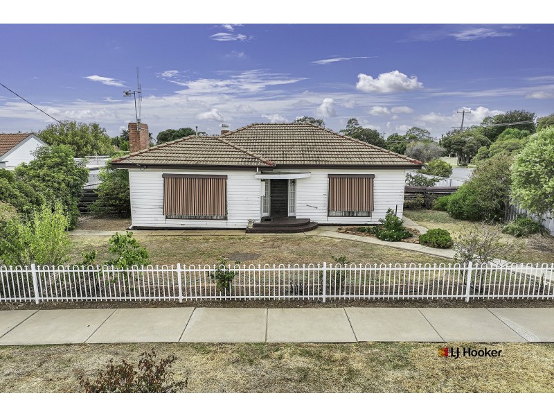11 Eyre Street, Echuca VIC 3564