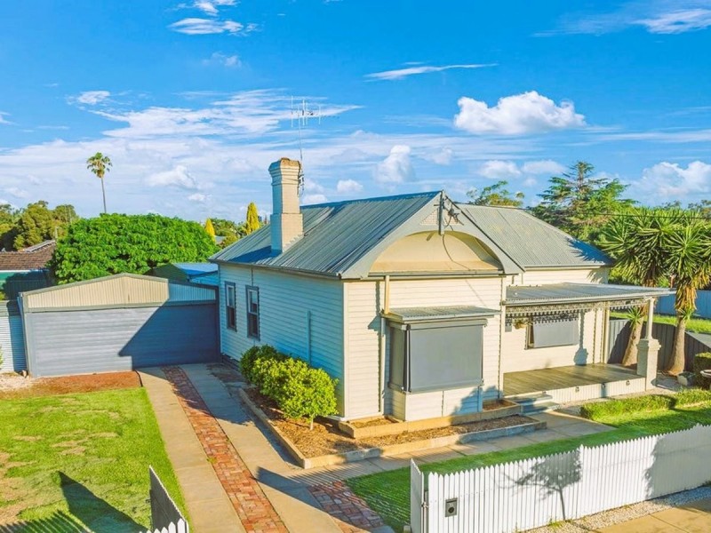 15 Queen Street, Rochester VIC 3561