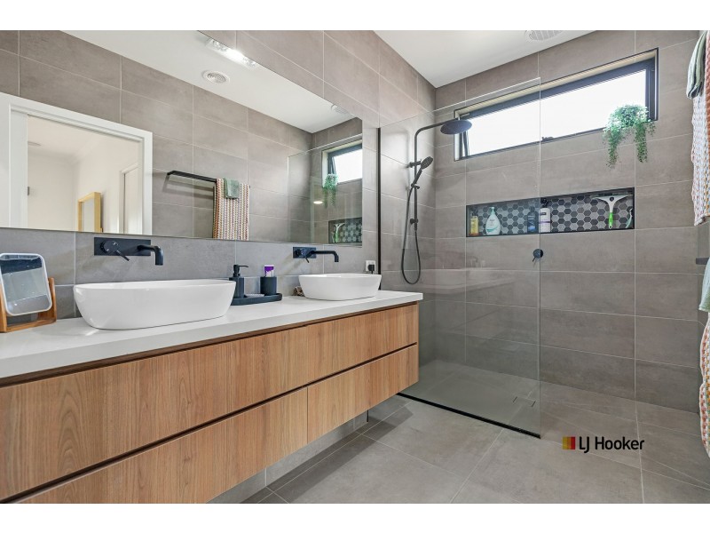 10 Cobba Way, Moama NSW 2731