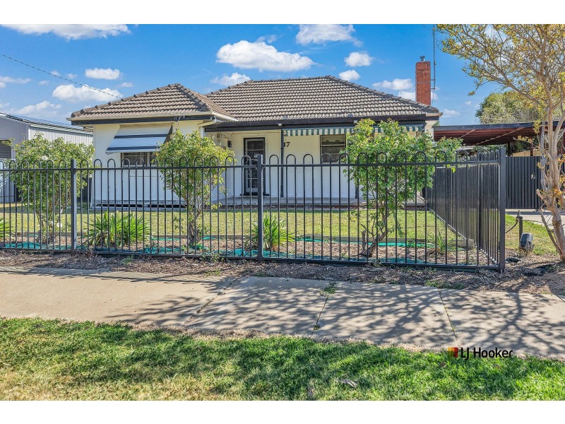 47 Barry Street, Echuca VIC 3564