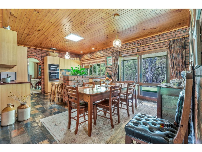 18 Clifton Street East, Mathoura NSW 2710