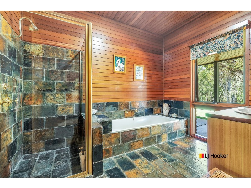 18 Clifton Street East, Mathoura NSW 2710