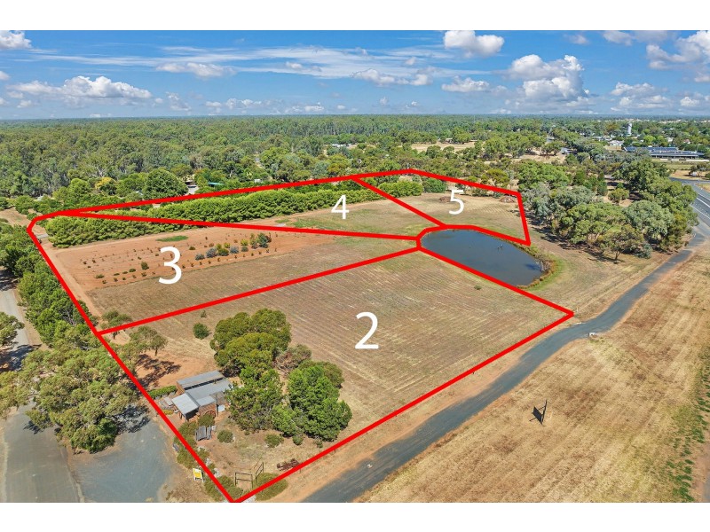 18 Clifton Street East, Mathoura NSW 2710