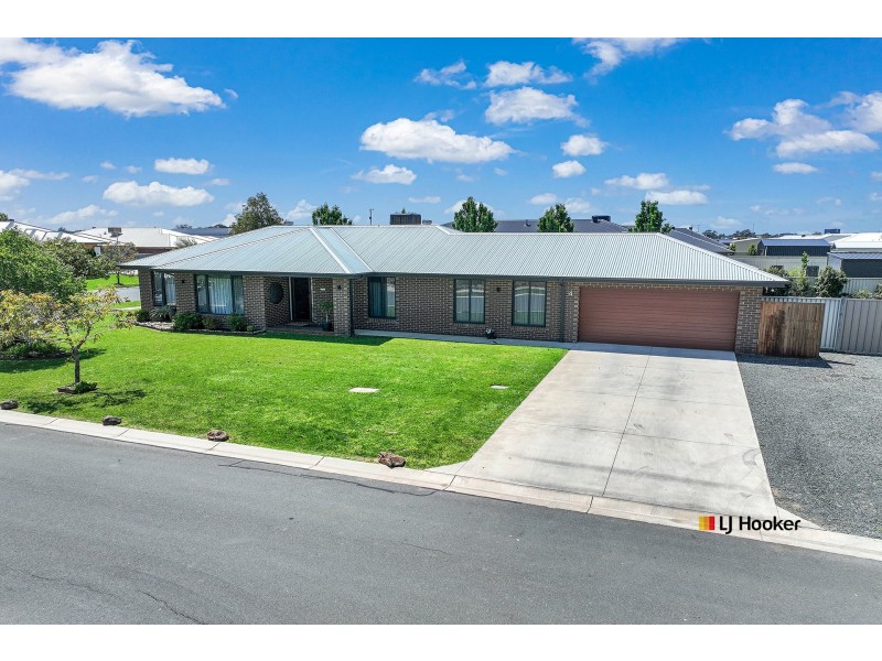 4 Cormorant Street, Moama NSW 2731