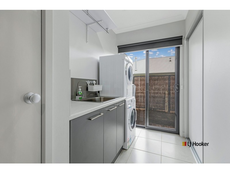 8 Yellow Gum Court, Moama NSW 2731