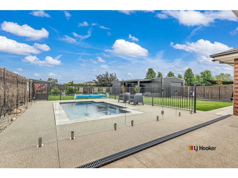 8 Yellow Gum Court, Moama NSW 2731