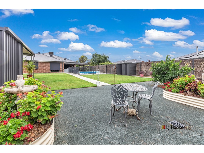 8 Yellow Gum Court, Moama NSW 2731
