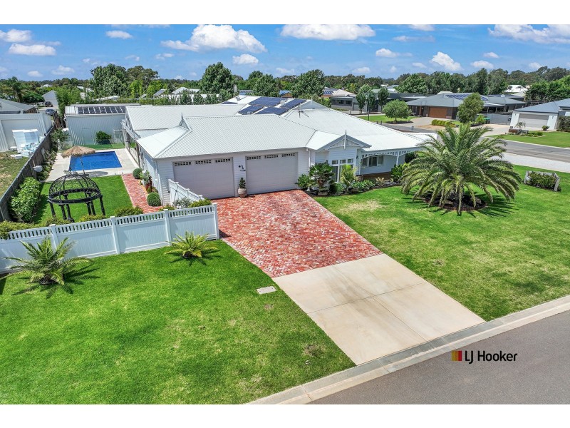 4 Bottlebrush Drive, Moama NSW 2731