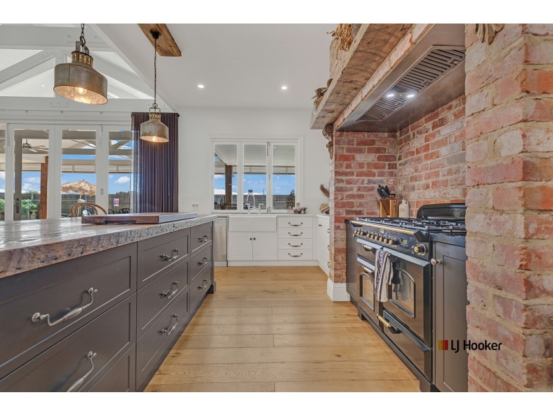 4 Bottlebrush Drive, Moama NSW 2731