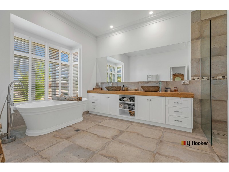 4 Bottlebrush Drive, Moama NSW 2731