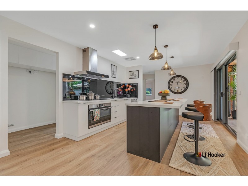8 Rutley Crescent, Echuca VIC 3564