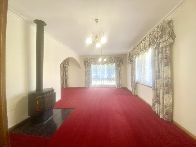 42 Echuca Road, Rochester VIC 3561