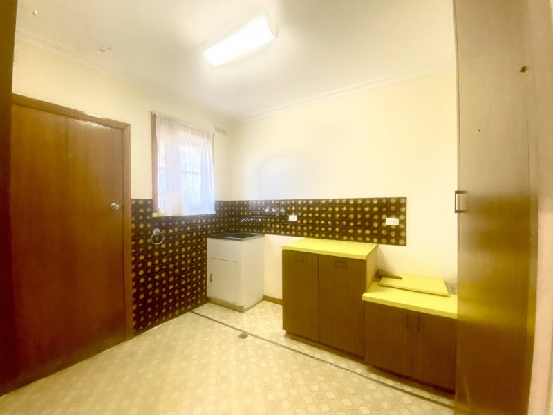 42 Echuca Road, Rochester VIC 3561