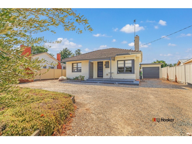 56 McKinlay Street, Echuca VIC 3564