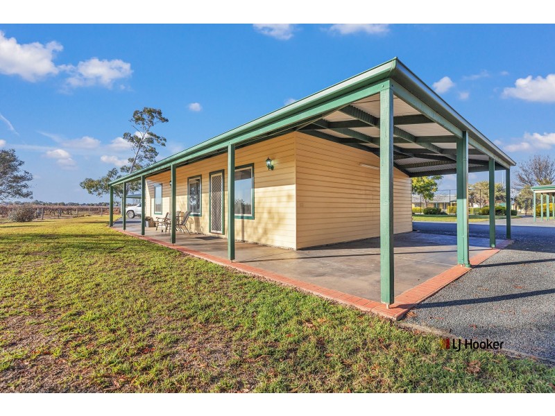 Villa 28/162 Perricoota Road, Moama NSW 2731